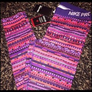 NWT - Nike long running leggings